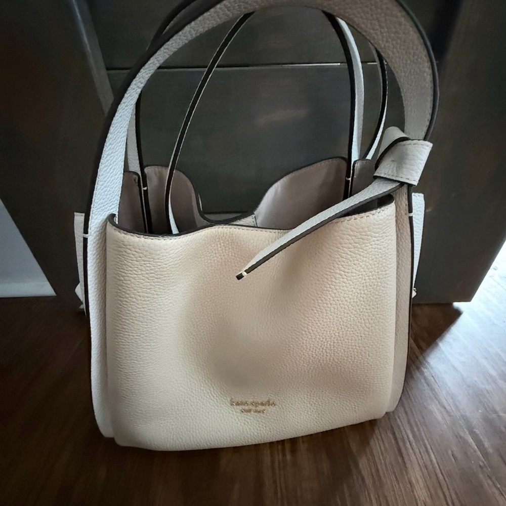 Kate Spade purse - Picture 8 of 8